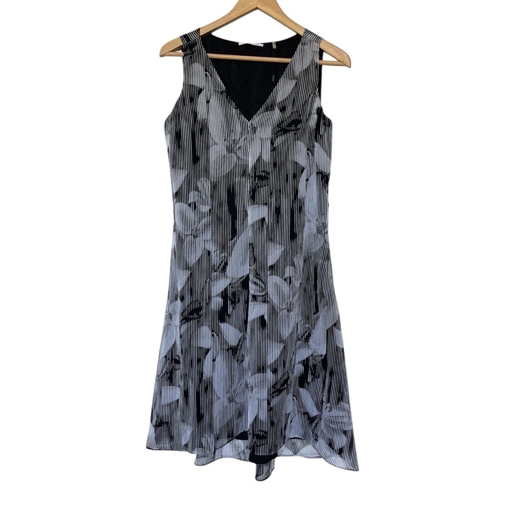 T Tahari A-Line Dress Womens S Black Keira Abstract Floral Striped‎ V-Neck Lined